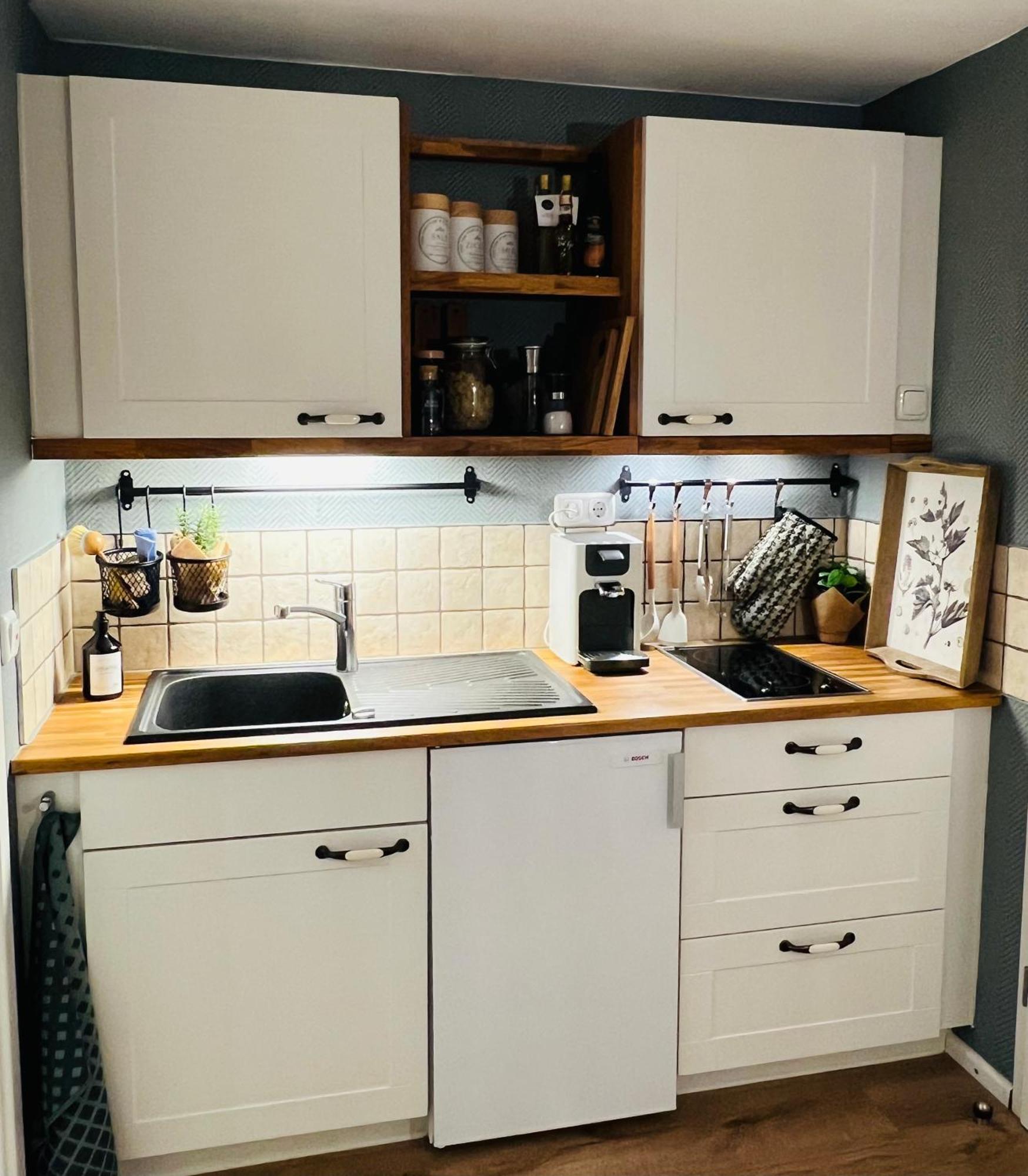 Ferienwohnung Palatina Heuchelheim-Klingen エクステリア 写真