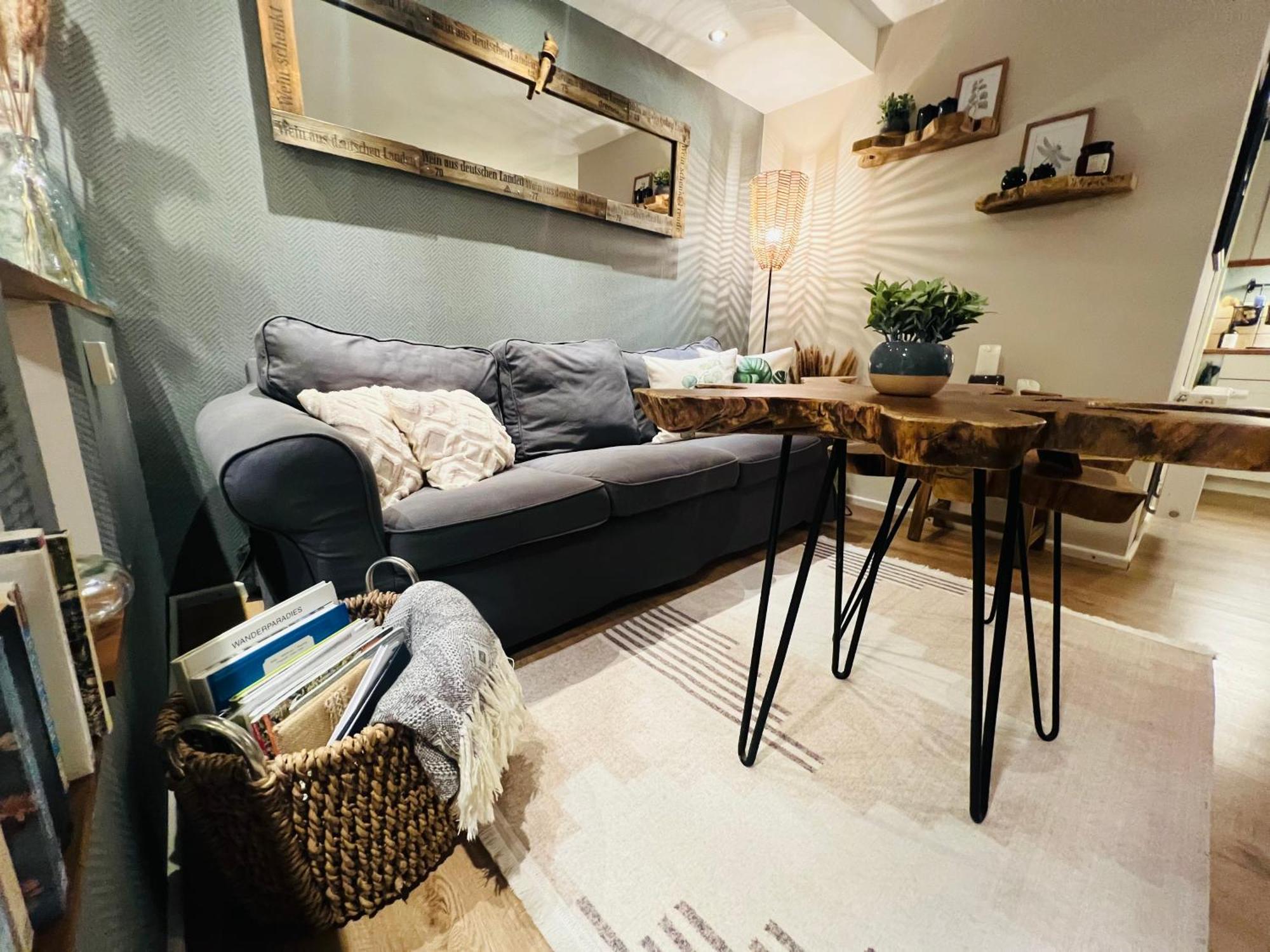 Ferienwohnung Palatina Heuchelheim-Klingen エクステリア 写真